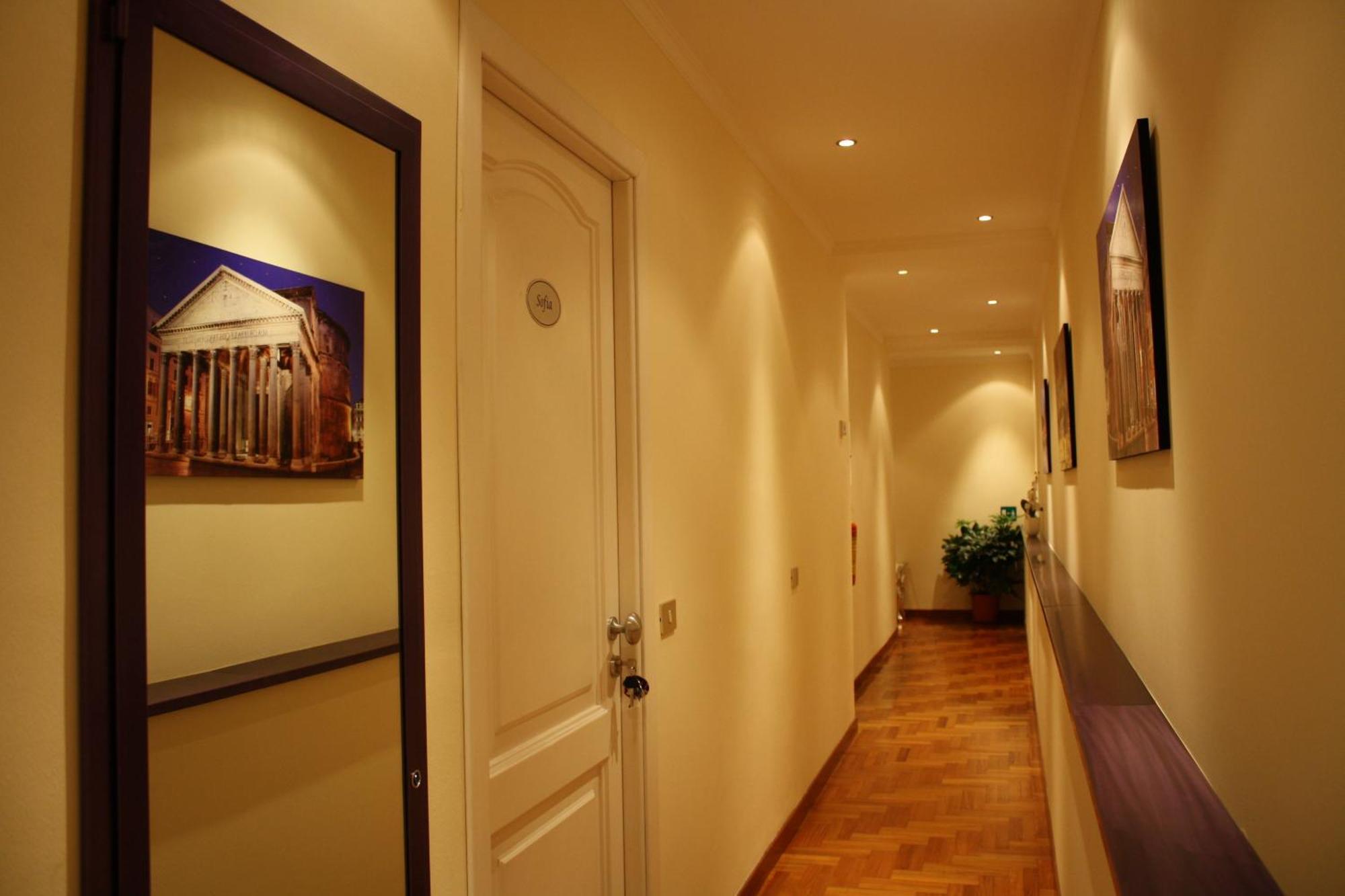 Residenza Elizabeth Hotel โรม ภายนอก รูปภาพ