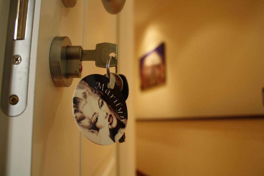 Residenza Elizabeth Hotel โรม ภายนอก รูปภาพ