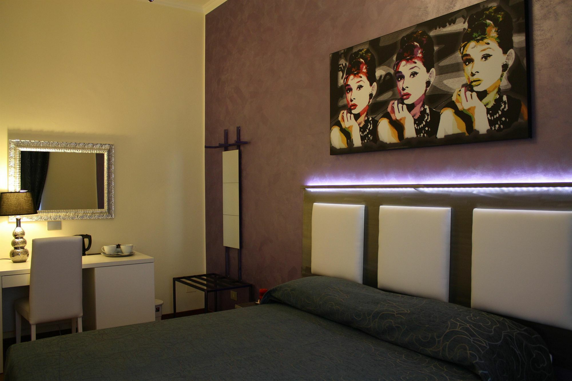 Residenza Elizabeth Hotel โรม ภายนอก รูปภาพ