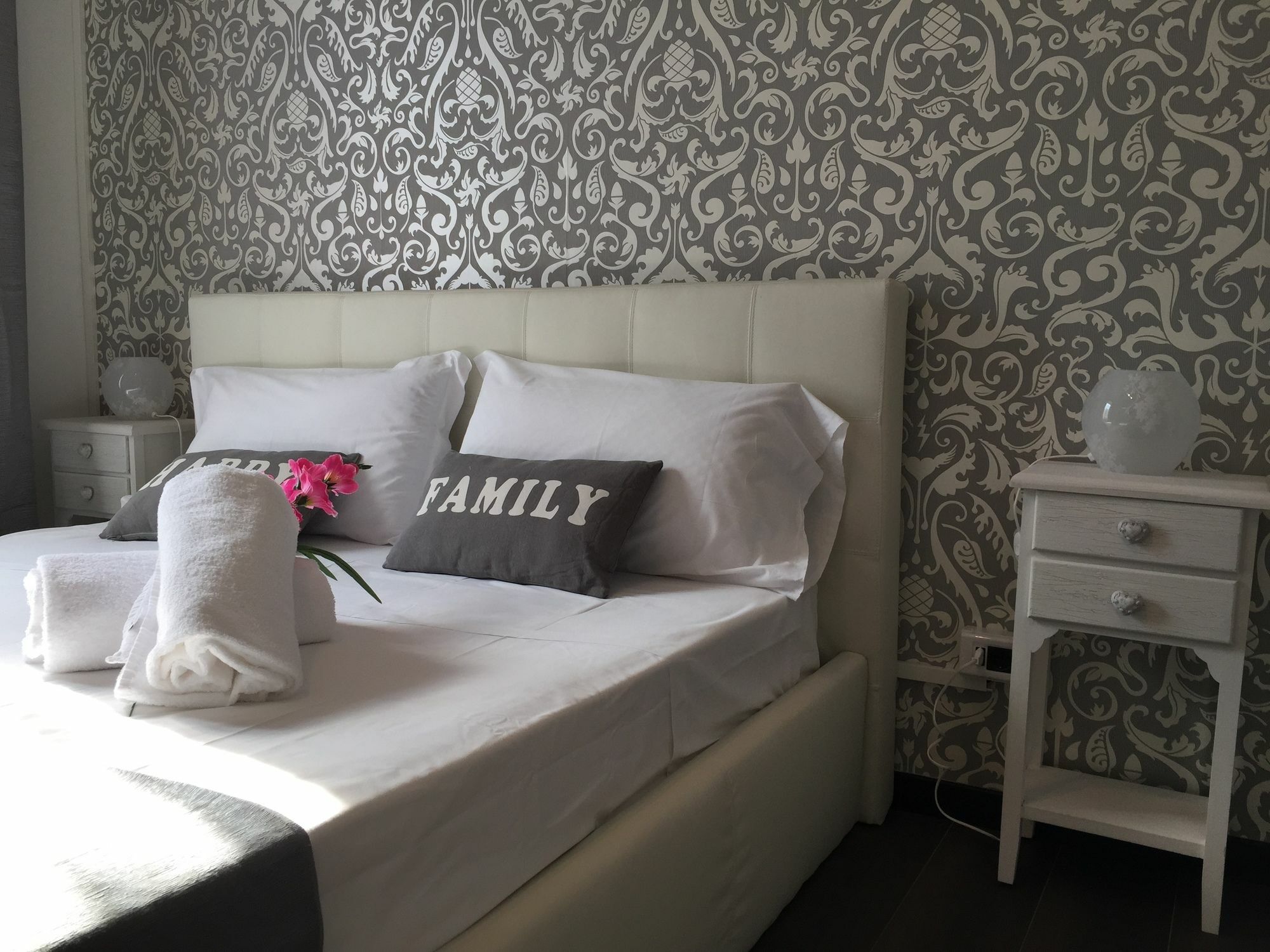 Residenza Elizabeth Hotel โรม ภายนอก รูปภาพ